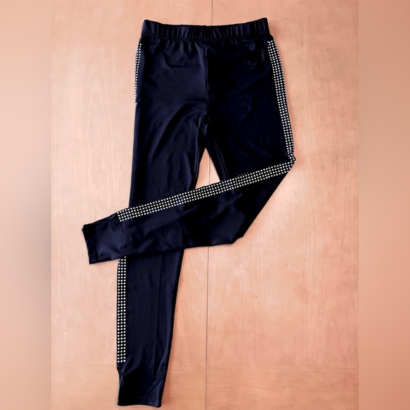 ❌SOLD ❌ (Cross listed) - Picture 2 of 4